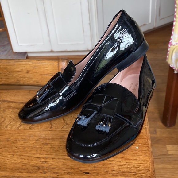 Kate, Spade patent leather Kilty, flat loafers. Leather w/ leather lining & sole - Picture 1 of 5